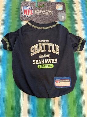 NFL Seattle Seahawks Navy Blue Pet Tee size small